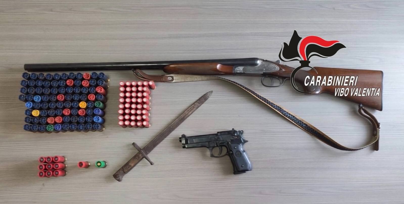 Fucile e centinaia di munizioni a casa di un pastore a Maierato