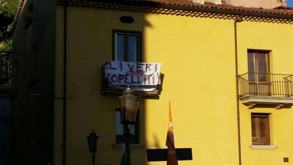 Gestione dei rifiuti, Oliverio contestato a Spezzano
