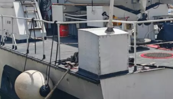 Barca con migranti affonda a Lampedusa: un bimbo disperso