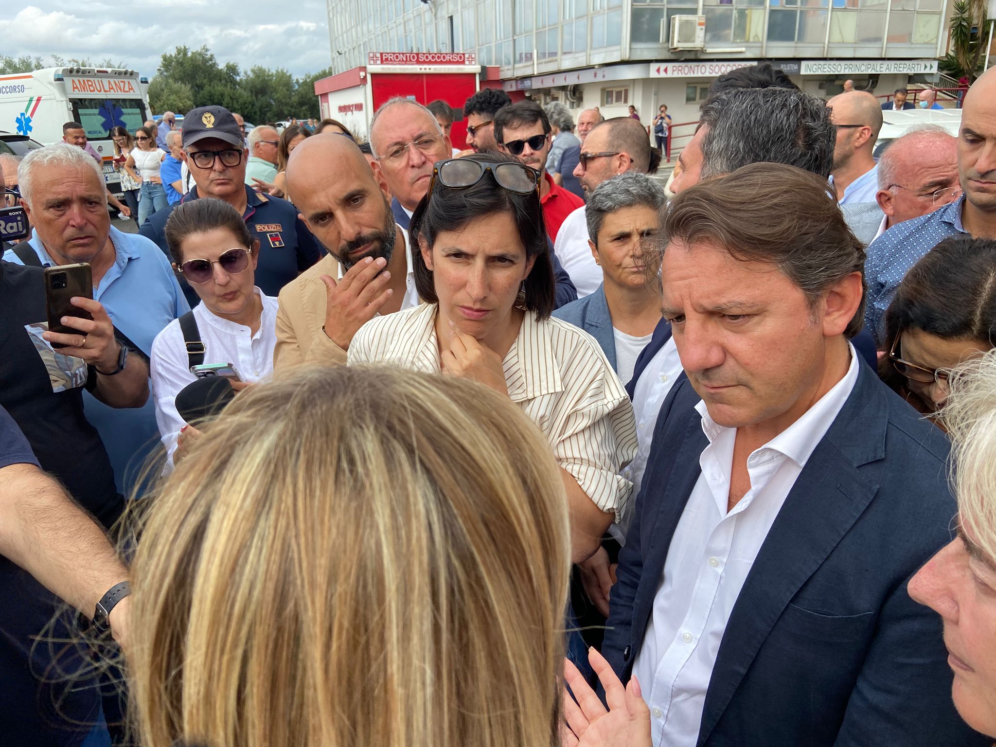 Schlein: «Sanità pubblica devastata. La Calabria può lanciare un segnale chiaro alla destra»