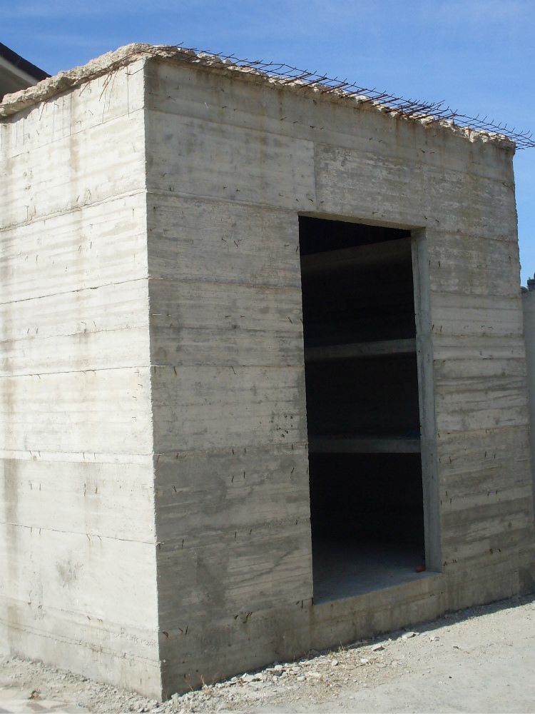 Cappella abusiva, il sindaco ha dovuto chiamare una ditta non di Rosarno