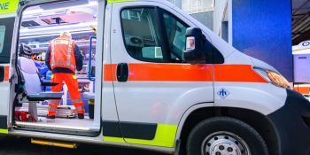 Tragedia a Platì, fa retromarcia e investe accidentalmente la figlia di tre anni