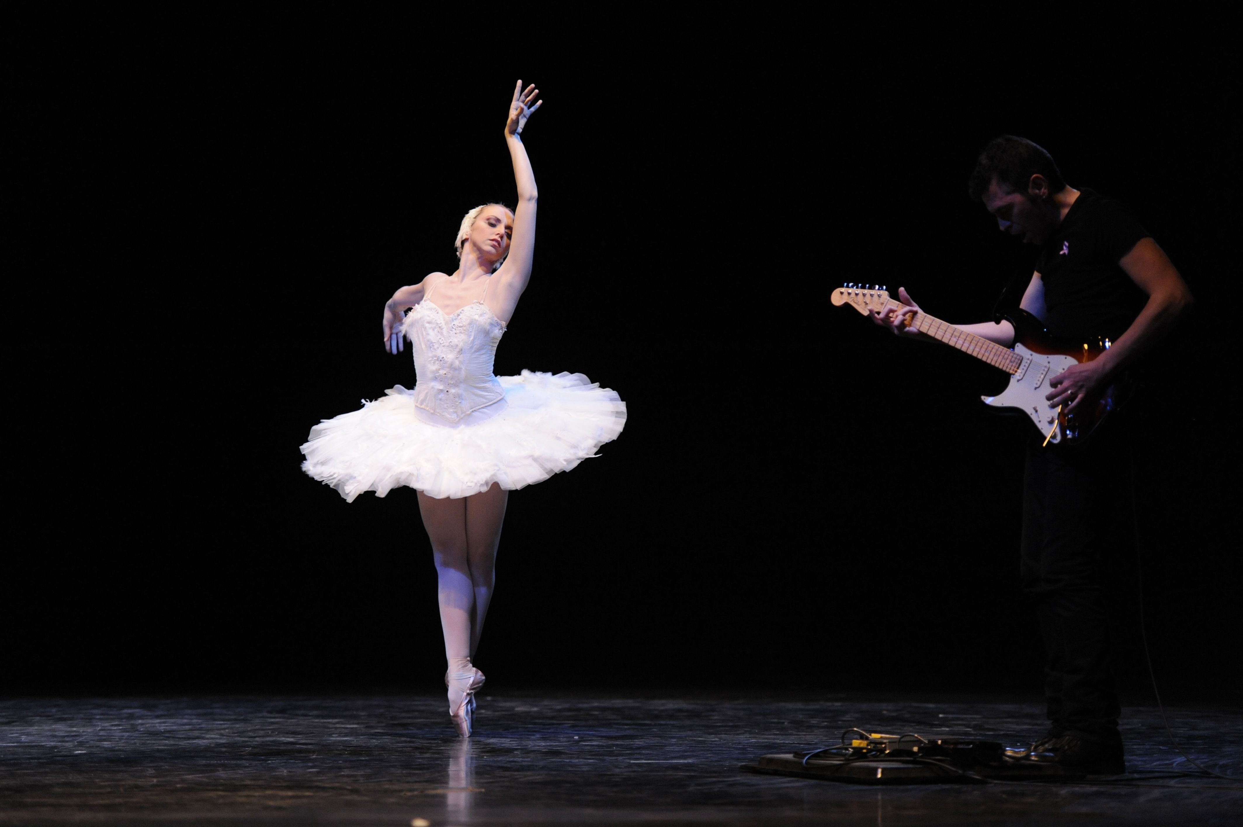 La ballerina "Mary Garrett" torna in scena al Morelli