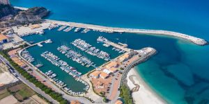 Da Gioia Tauro a Tropea, Isola e Corigliano: la ‘ndrangheta che trasforma gli scali portuali in laboratori criminali