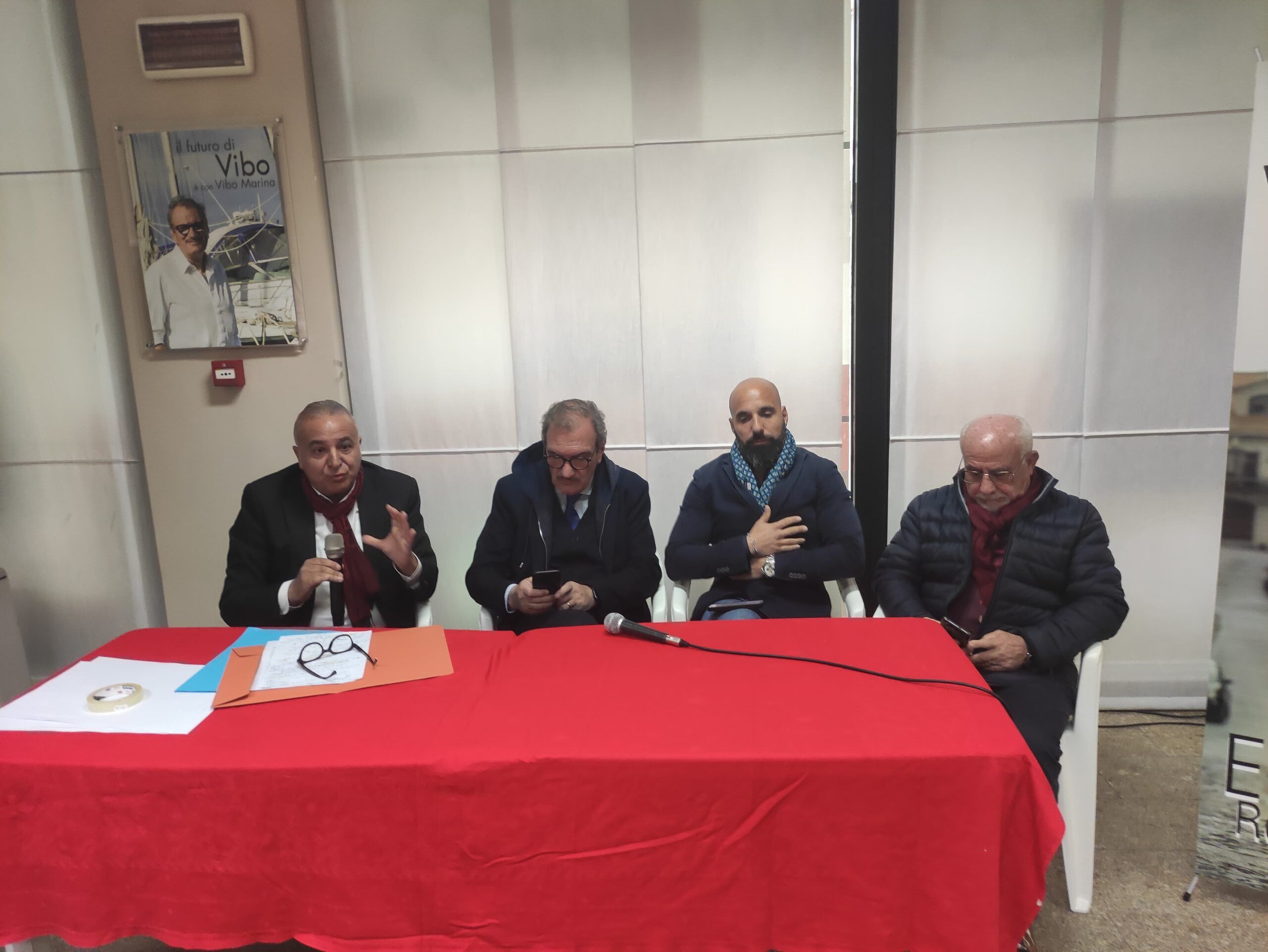 Vibo, incontro tra Pd e sindacati di Polizia: «Il Reparto prevenzione crimine non deve chiudere» – FOTO