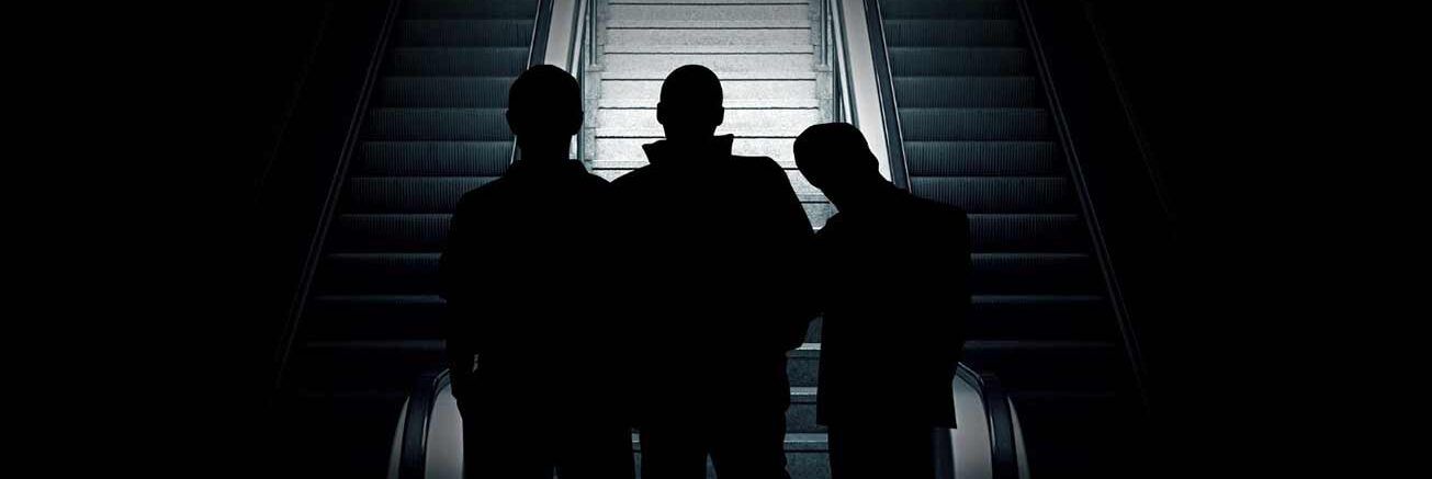 Violenza di gruppo su un compagno di scuola, tre arresti nel Napoletano