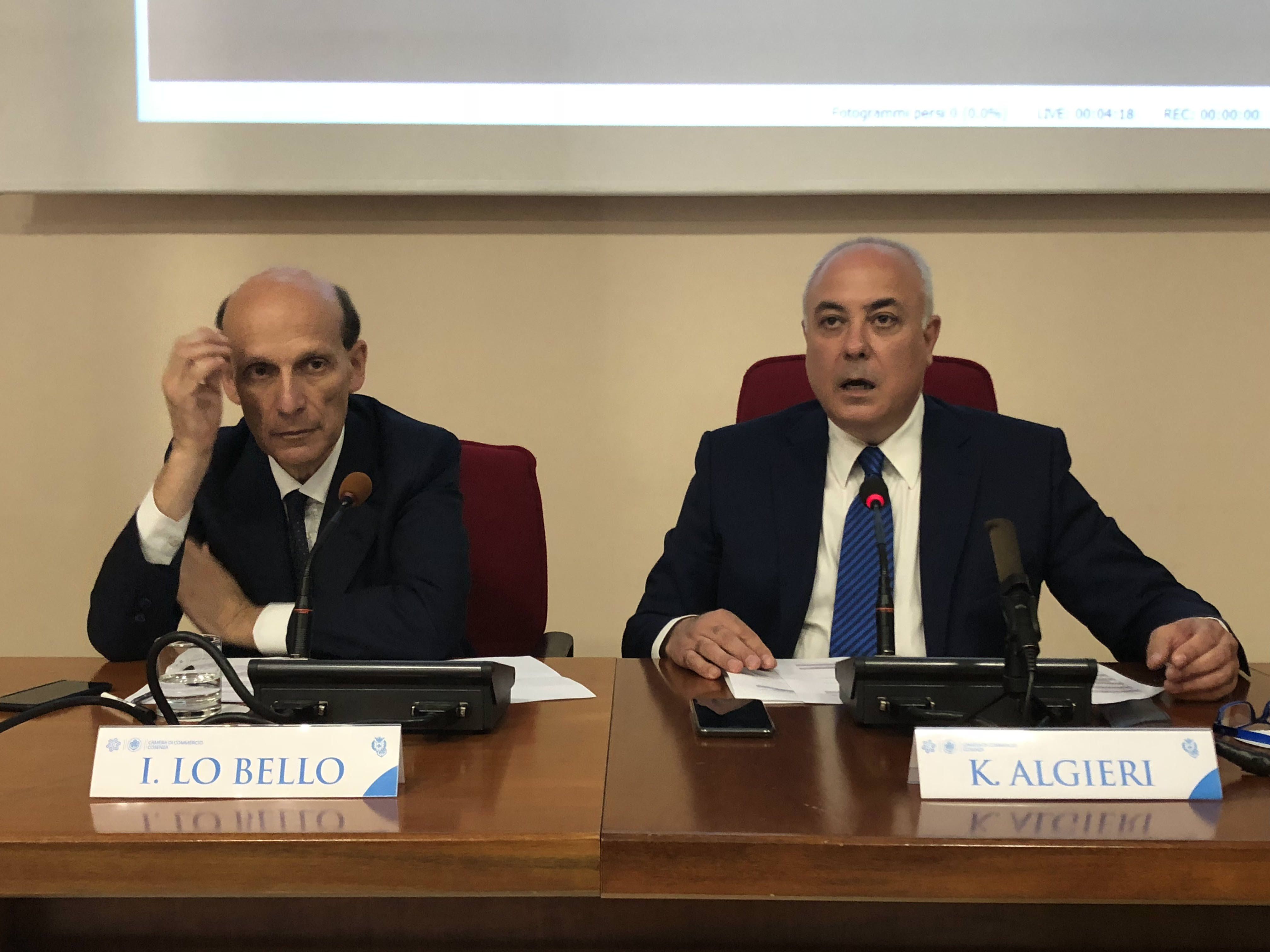 Cosenza, premiate le imprese storiche. Algieri: «Giornata di festa»