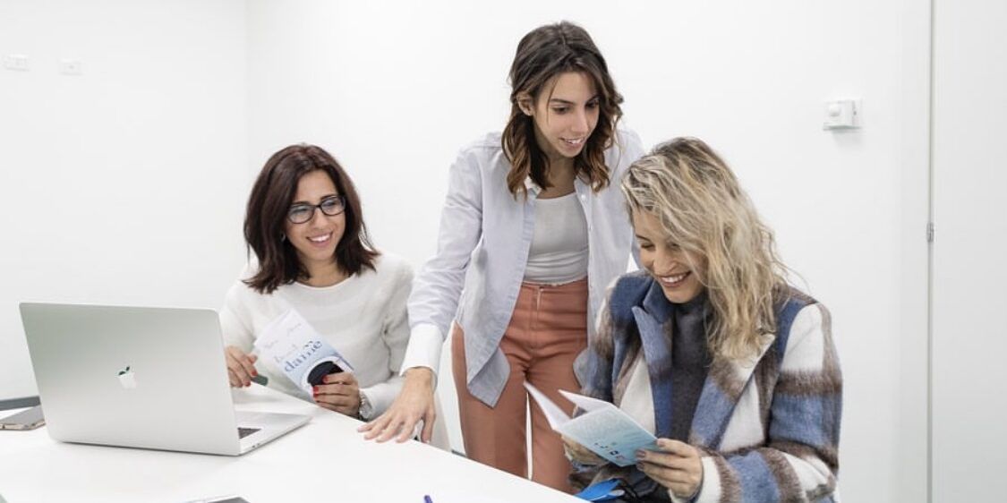 “DaMe”, uno spazio per donne che cercano la propria strada. «In Calabria c’è bisogno di autonomia»
