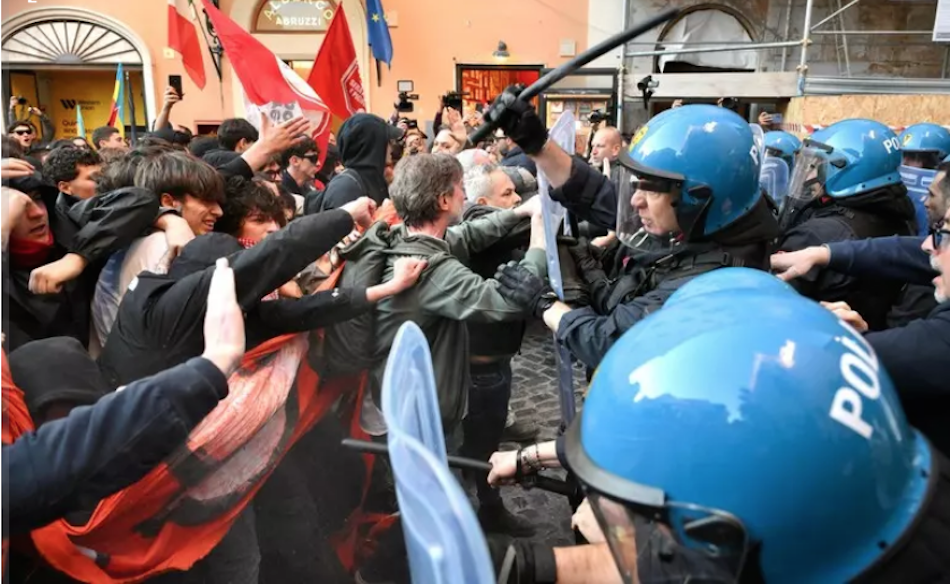 Sit in contro decreto sicurezza, scontri a Roma
