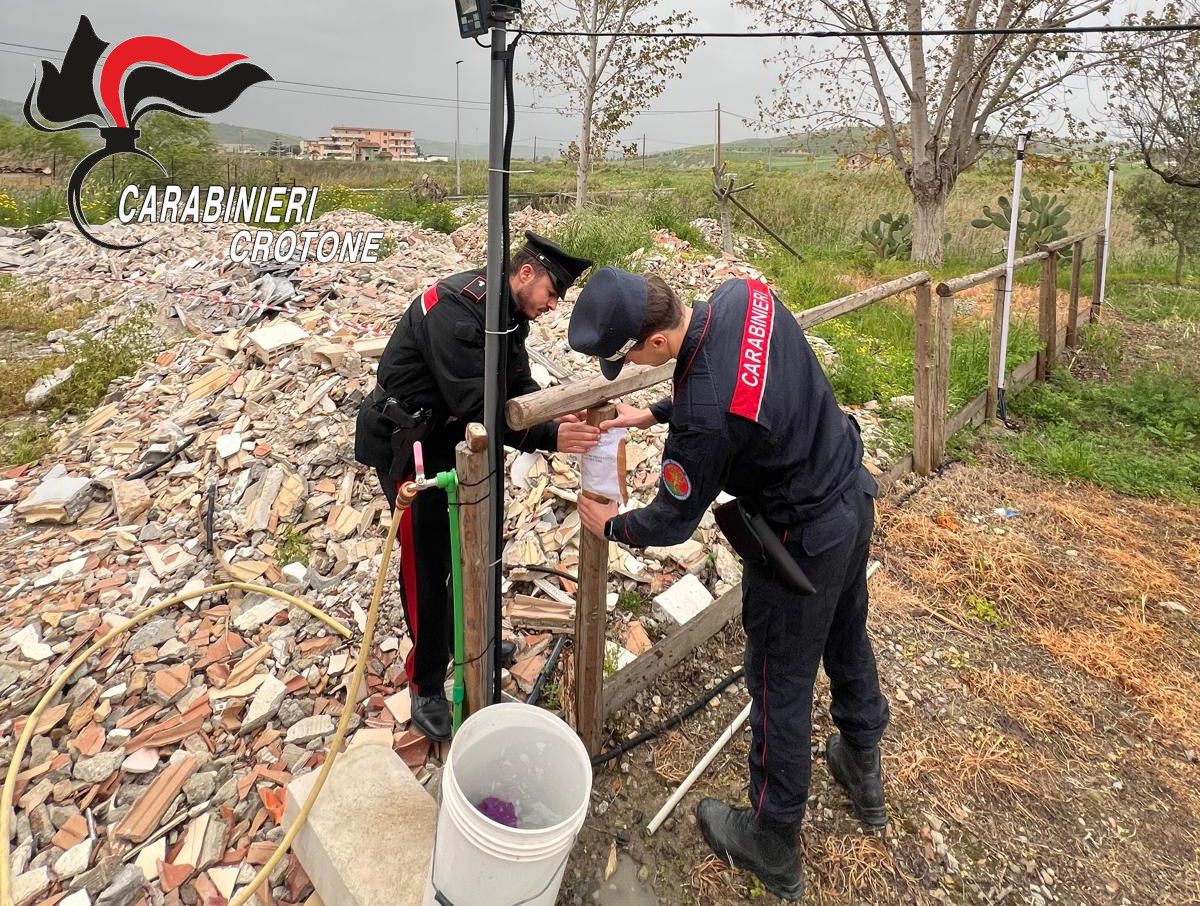 Crotone, sequestrata discarica abusiva con rifiuti misti