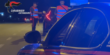 Sicurezza stradale nel Catanzarese: decine di sanzioni e 13 veicoli sequestrati – FOTO E VIDEO