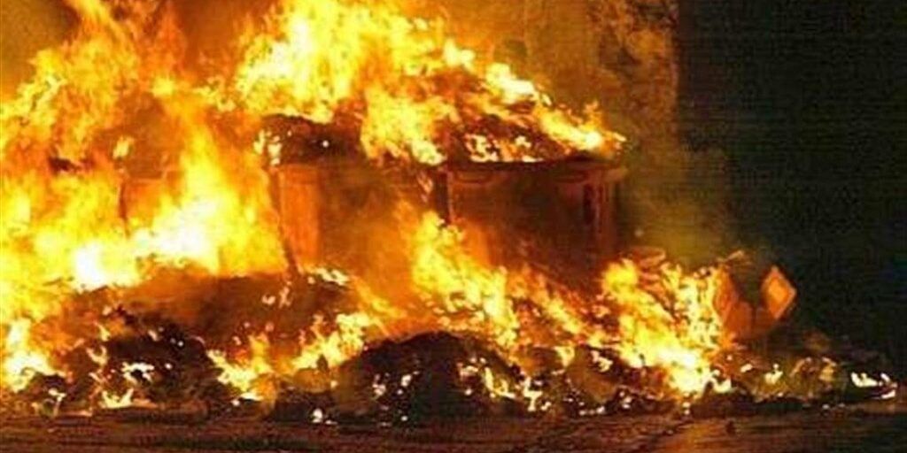 Incendiò una discarica abusiva, indagato 56enne di Reggio