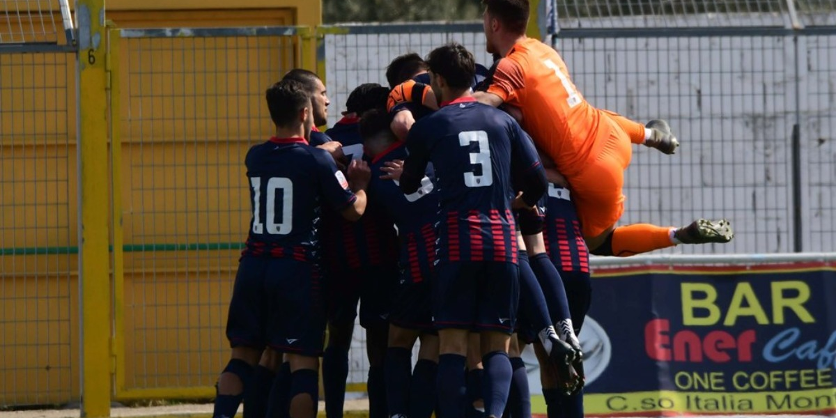 Covid, positivi 4 giovani della “primavera” del Cosenza Calcio