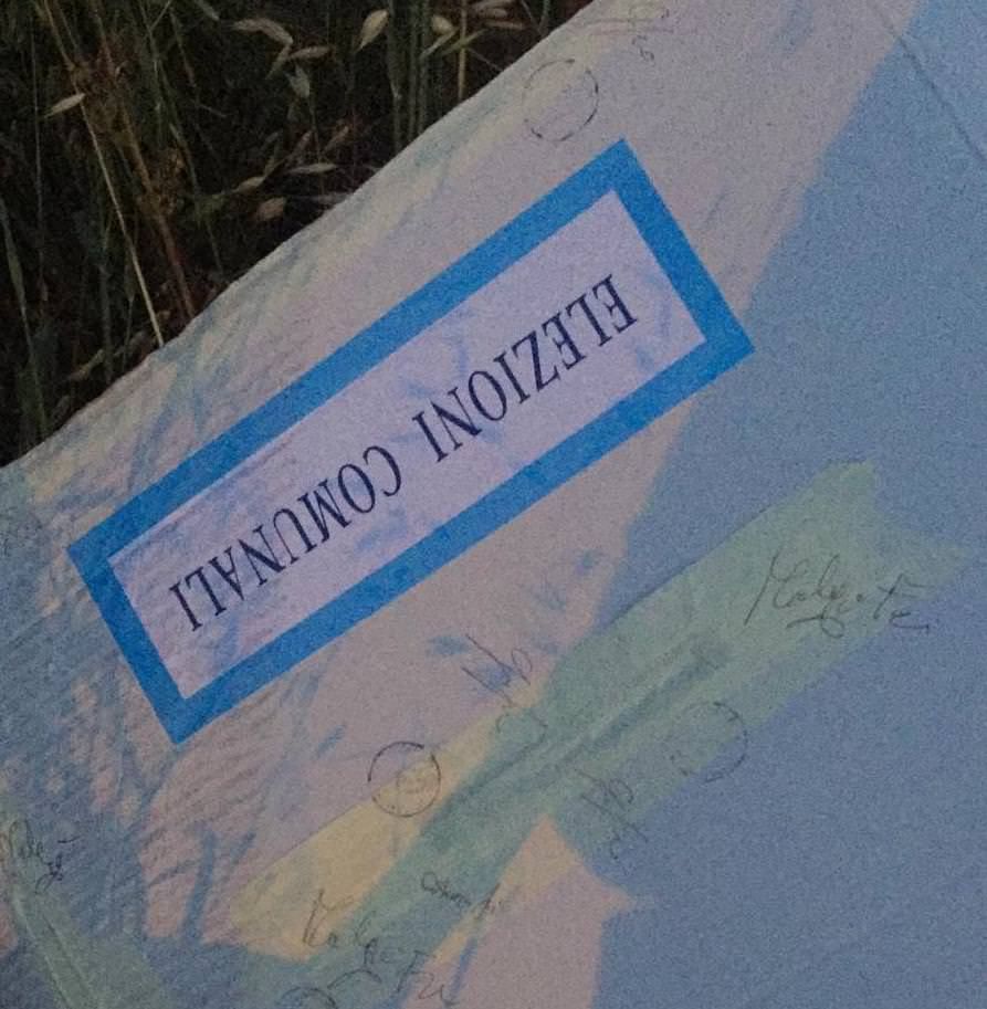 Era vuota l’urna ritrovata per strada a Corigliano Rossano