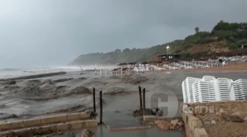 Il tifone flagella il Crotonese, emergenza a Isola Capo Rizzuto – VIDEO