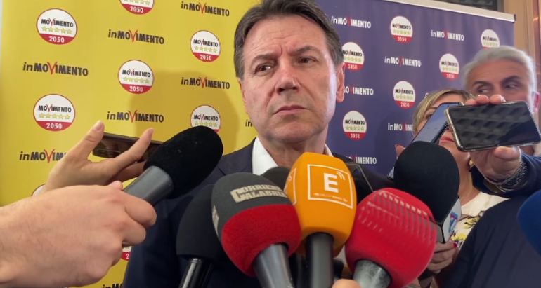 Conte a Corigliano Rossano: «No ai tagli sugli ospedali in Calabria, ci opponiamo al definanziamento»