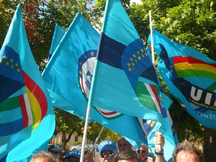 Precari, Uil rivendica «risposte concrete»