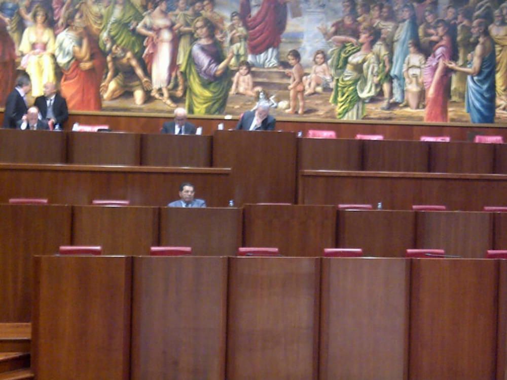 Consiglio regionale, è tempo di bilanci. Ma la giunta è assente