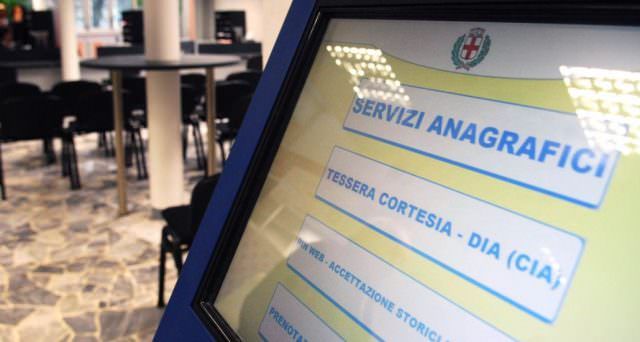 Il Codacons: «Transumanze elettorali a Sellia Marina»