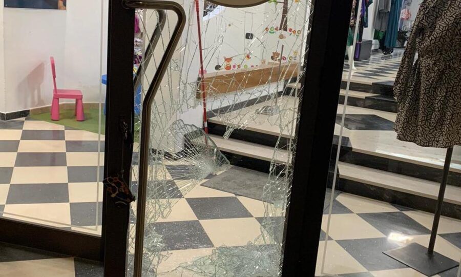 Catanzaro, la polizia ferma la “banda delle spaccate”: tre arresti