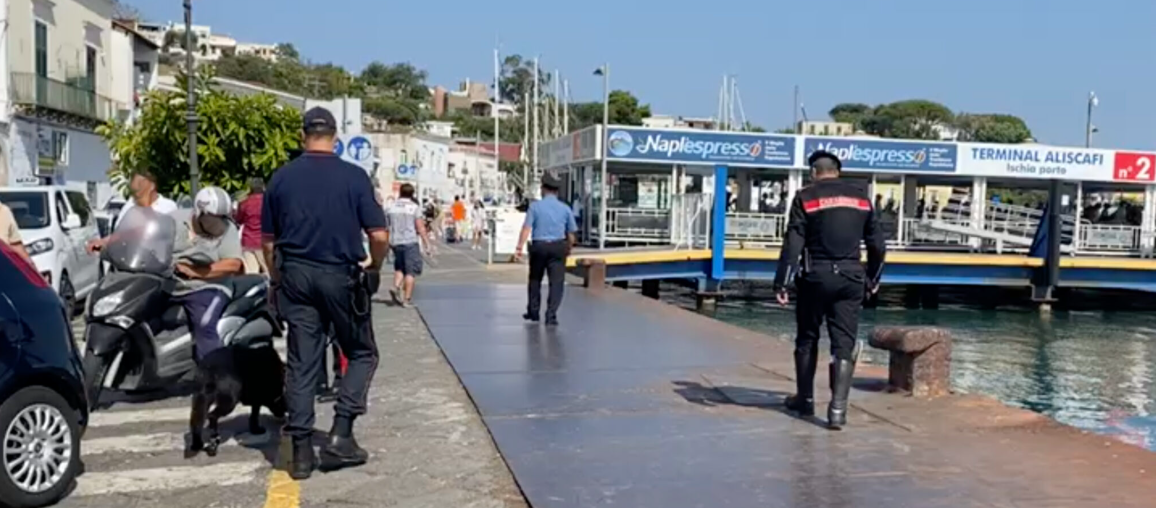 «Uomini e Donne», corteggiatore senior arrestato a Ischia