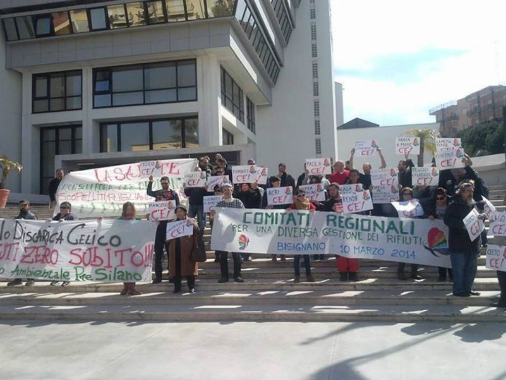 Emergenza rifiuti, c`è chi dice "no"