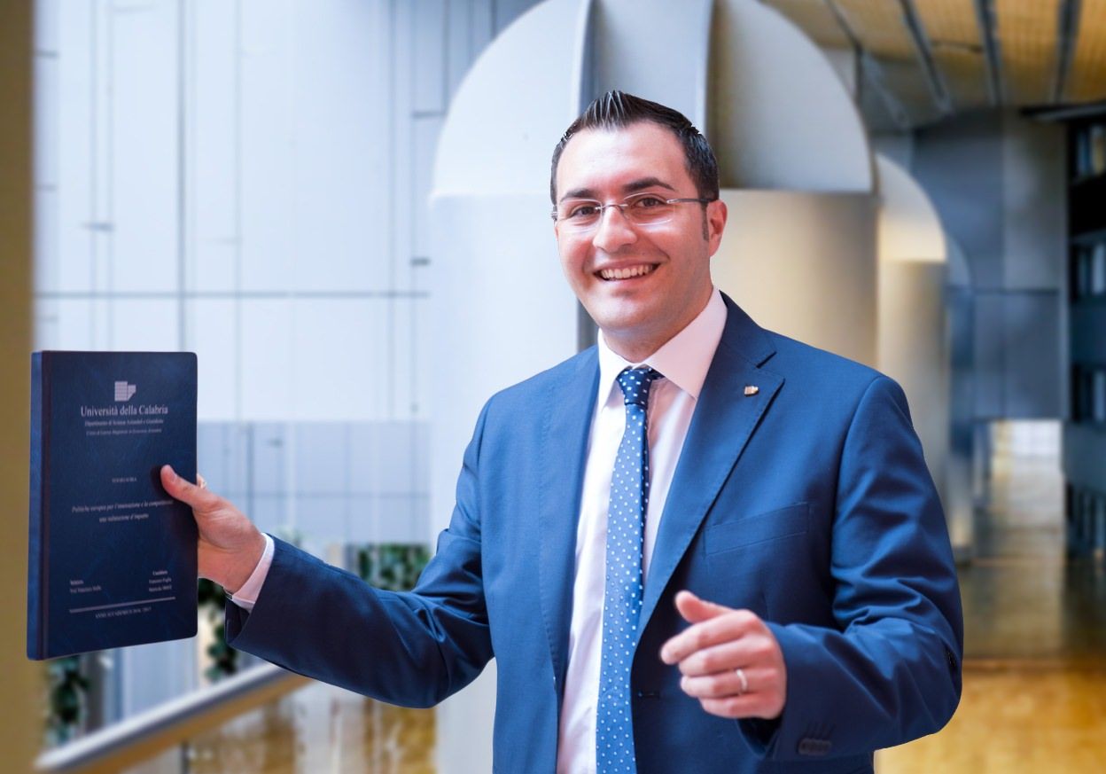 Economista dell'Unical premiato per gli studi sull'Ue
