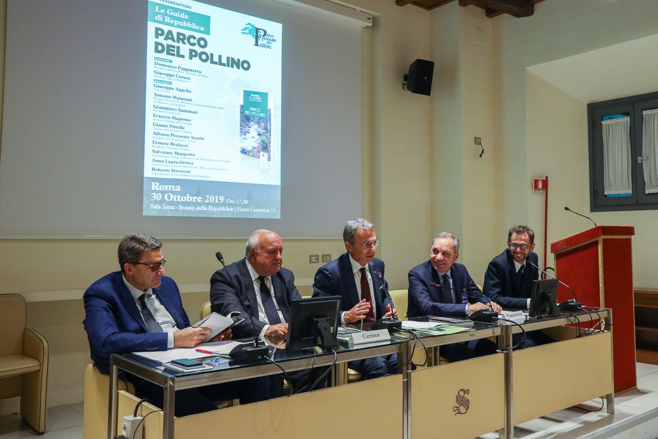 Tutti al cospetto del Pollino, a Roma presentata la guida del parco