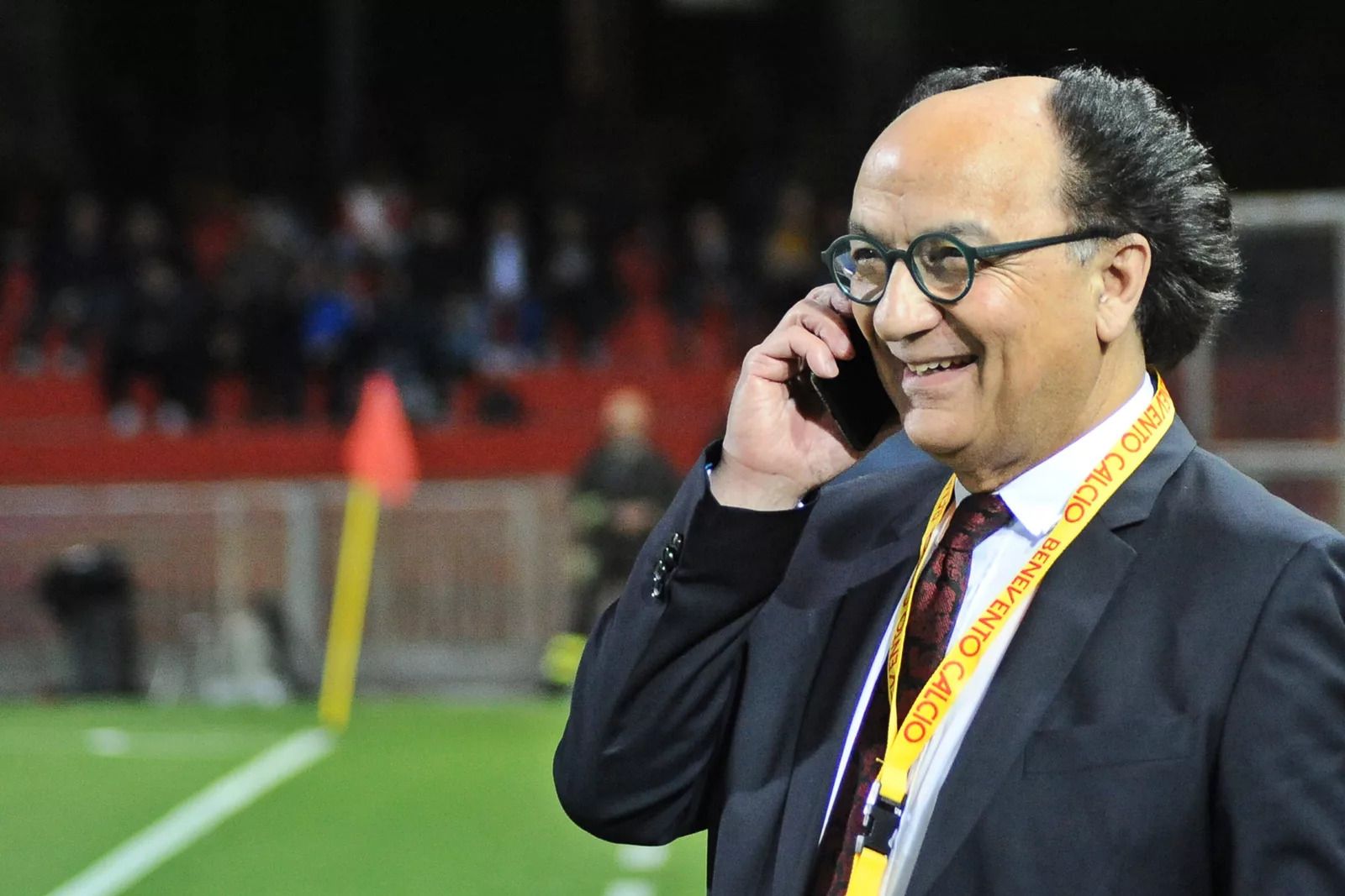 Cosenza, parla Guarascio: «Ho ricevuto due offerte a costo zero, non voglio essere il Cellino di turno»