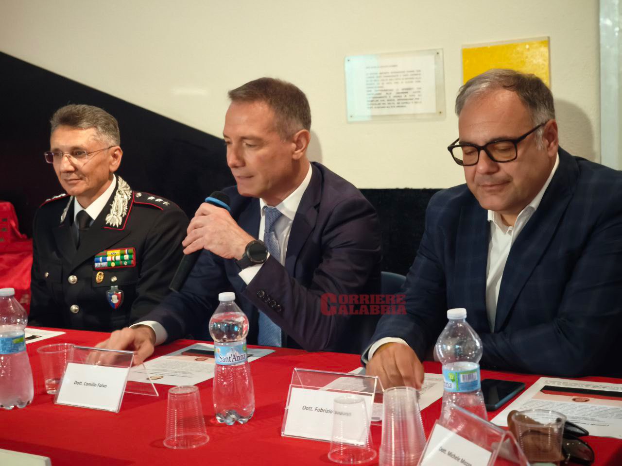 Un tesoro trafugato: i Carabinieri restituiscono 479 monete antiche al Museo di Vibo