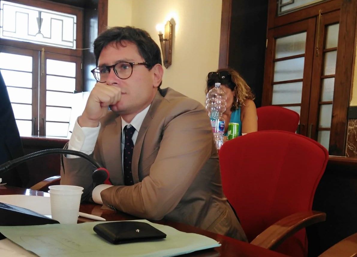 «Oliverio autoreferenziale, ora andiamo oltre»