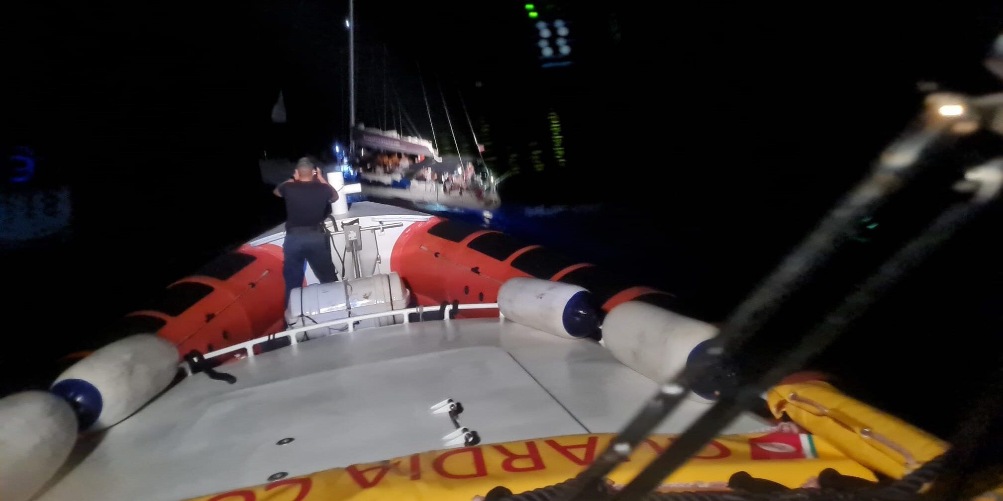 Continua l’ondata di sbarchi a Crotone: arrivano altri 112 migranti