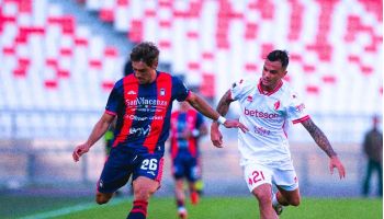 Il Crotone sfiora il colpo al San Nicola, contro il Bari finisce 0-0
