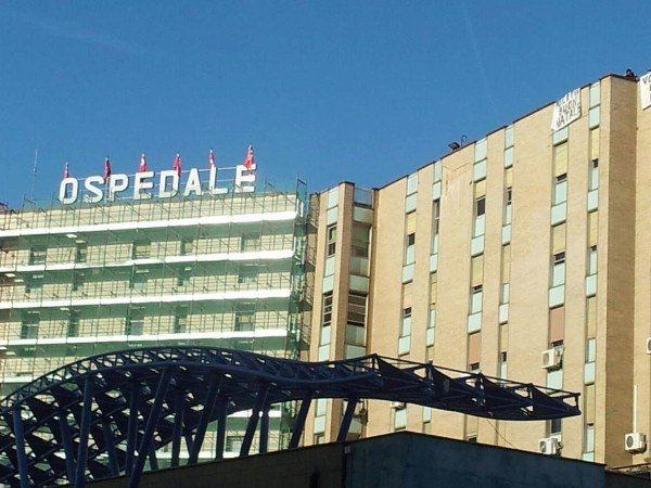 Si ribalta con il trattore, lo salvano carabinieri liberi dal servizio