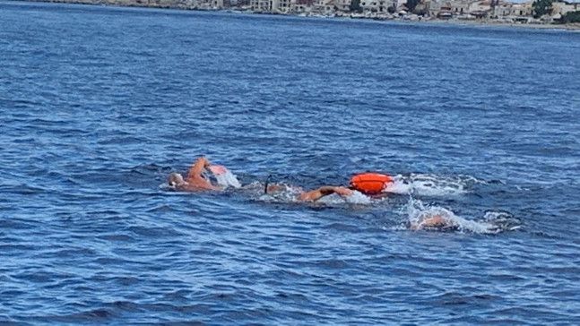 La traversata dello Stretto, impresa degli atleti del Gspd