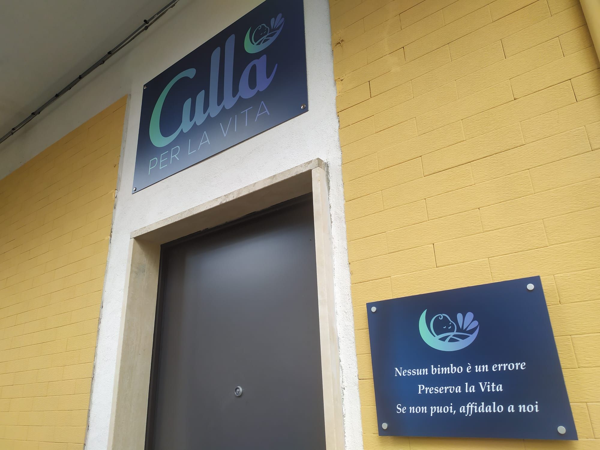 Ospedale dell’Annunziata, attiva la Culla per la vita: così i neonati abbandonati saranno presi in cura – FOTO e VIDEO