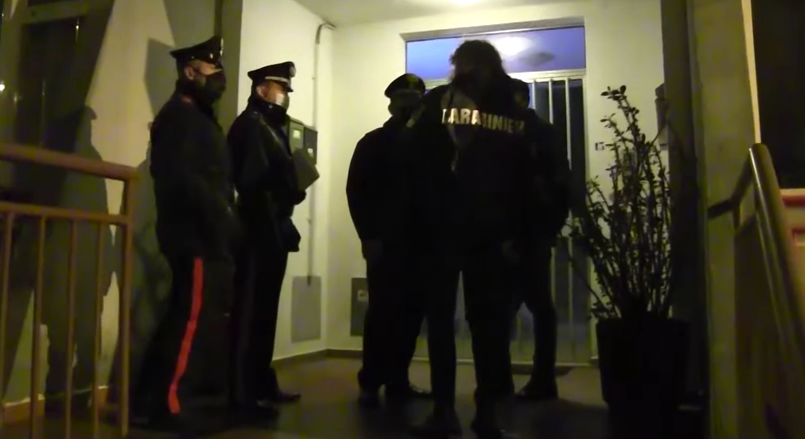 Spaccio di droga anche con corrieri minorenni, condanne per oltre 130 anni – I NOMI