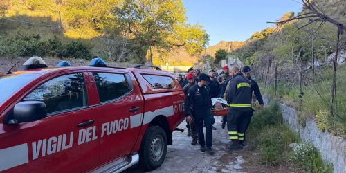 70enne ritrovato gioiosa