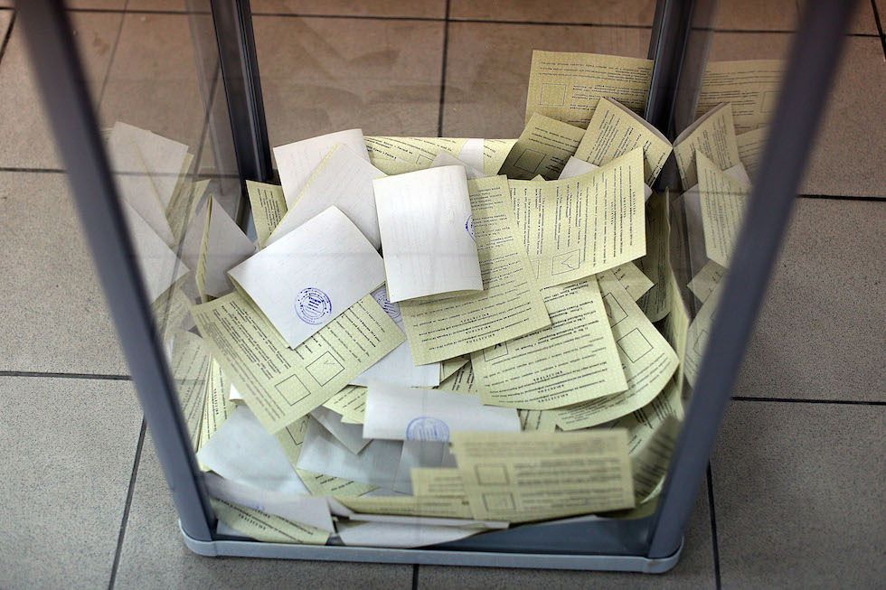 Il M5S vuole le urne trasparenti