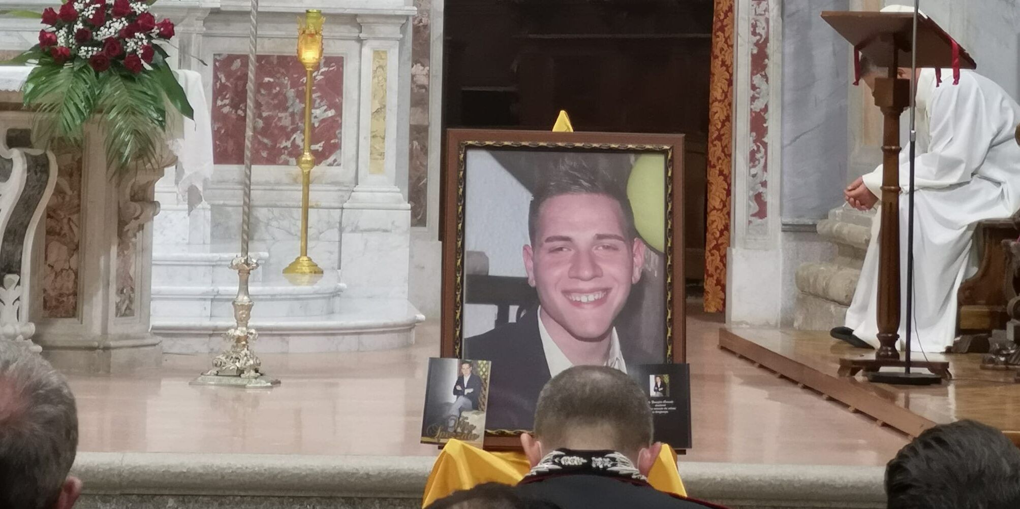 I 30 anni che Filippo non compirà mai, le celebrazioni e il dolore della famiglia: «Meriti giustizia, e anche noi»