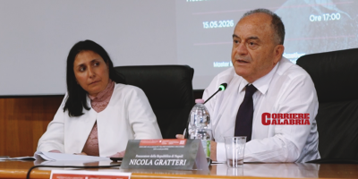 Tra seconde possibilità e radici difficili da recidere, Gratteri: «Pensare alla Calabria quando sei lontano è bello, bisogna avere il desiderio di tornare»