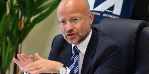 Renato Panvino questore di Crotone