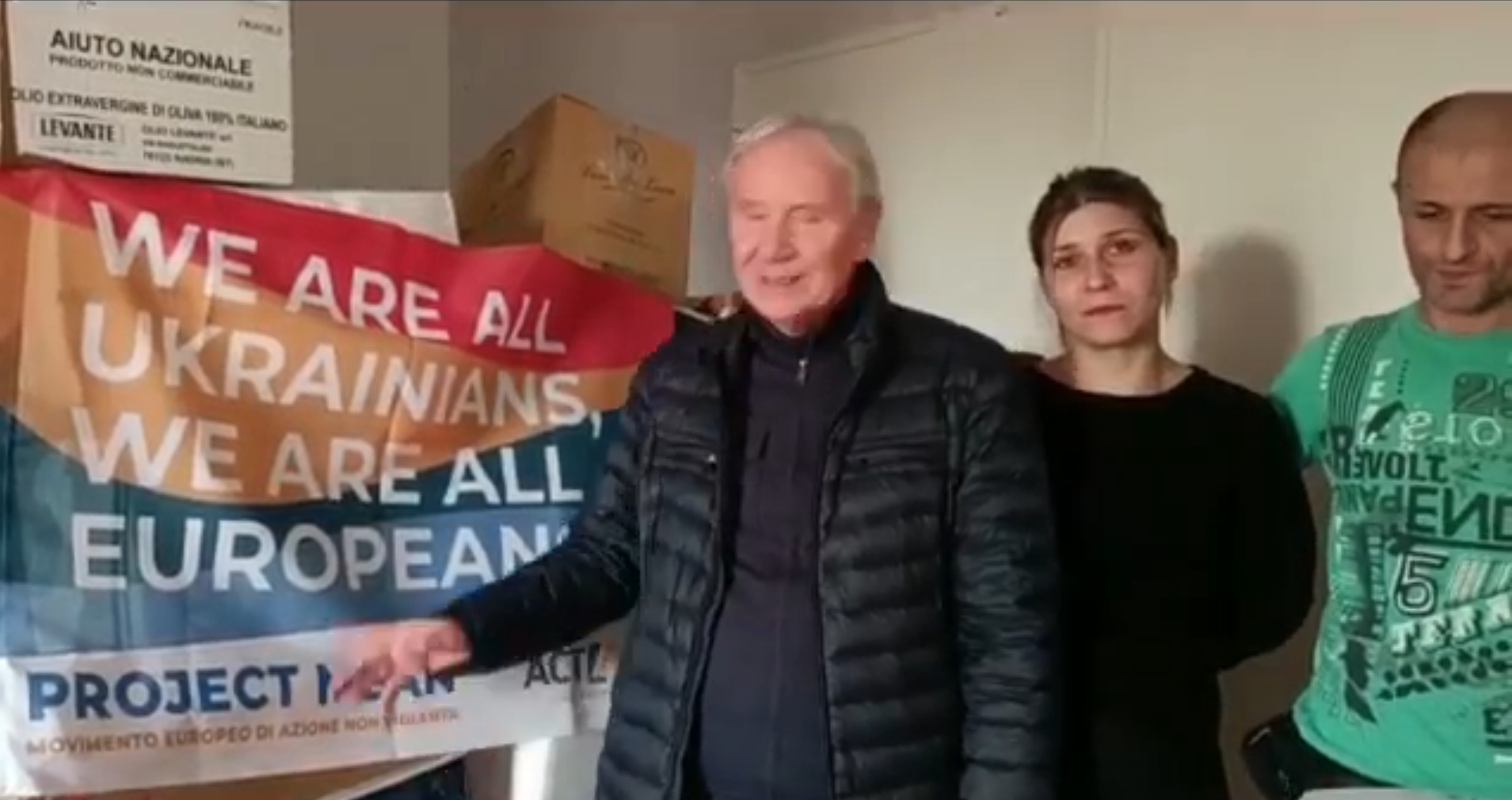 Ucraina, 700 colli con vestiario invernale in partenza da Lamezia