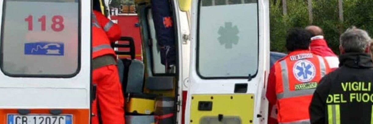 Fa da “scudo alla figlia”, travolto e ucciso da una moto nel Barese