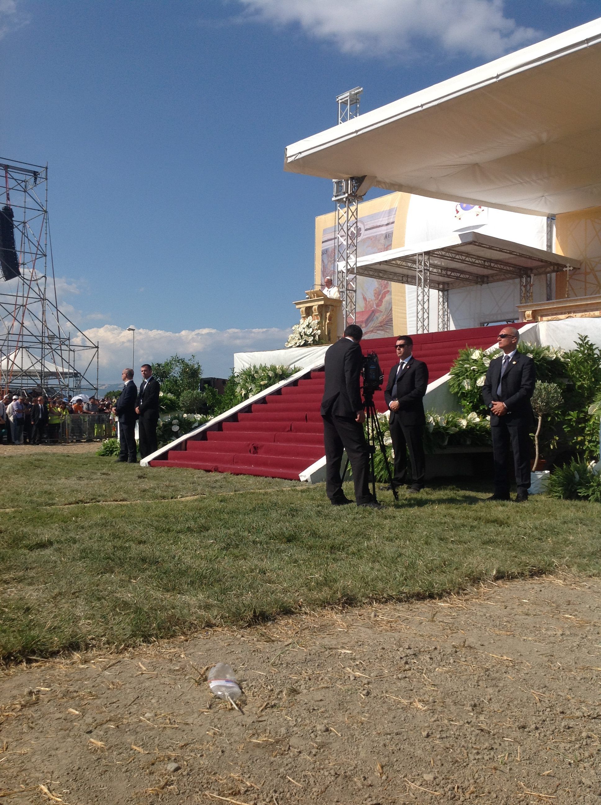 SCOMUNICA DEI MAFIOSI | I detenuti del carcere di Larino non vanno a Messa