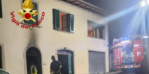 anziani fiamme firenze