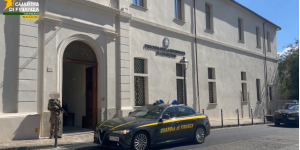 ’Ndrangheta, l’asta da tre milioni e il patto sul terreno. «Quanto vuoi per andartene?»