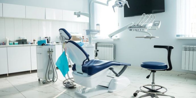 “Agire con competenza nella pratica clinica”: l’odontoiatria calabrese si incontra a Gizzeria