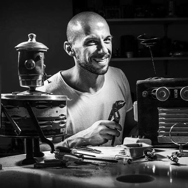 Cinema, i robot dell'artista catanzarese Sirelli in “Copperman”