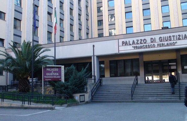 Catanzaro, storia di un Tribunale al collasso